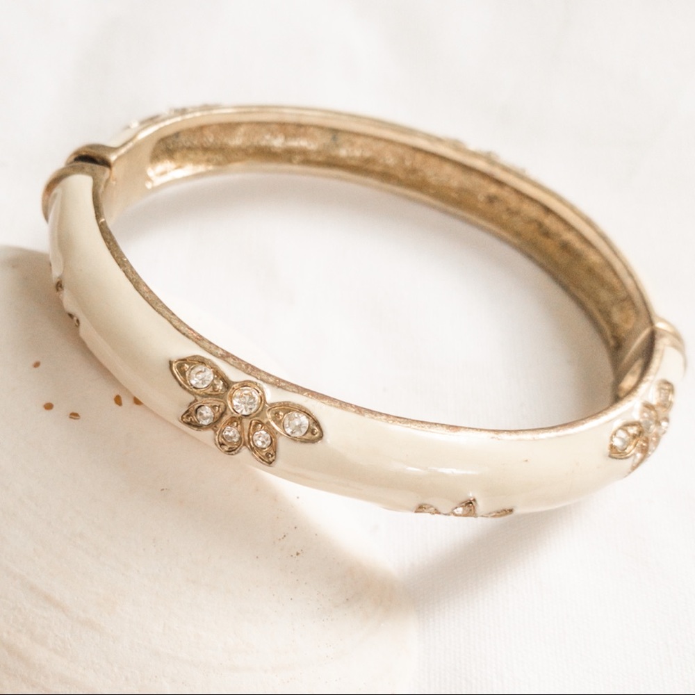 Banana Republic Cream Enamel and Gold Crystal Bangle Bracelet